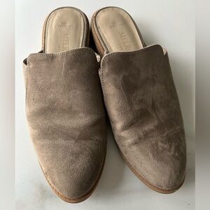 Melrose Ave Los Angeles Slides Mules Faux Suede Flats Vegan Leather